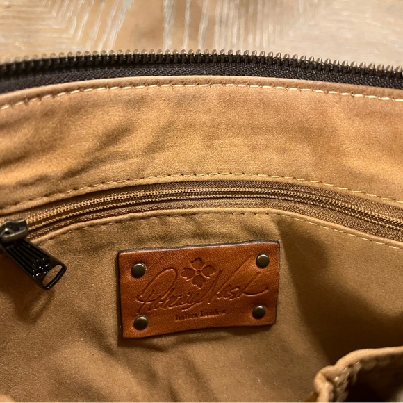 Patricia Nash Leather Wristlet/Clutch - Picture 5 of 6